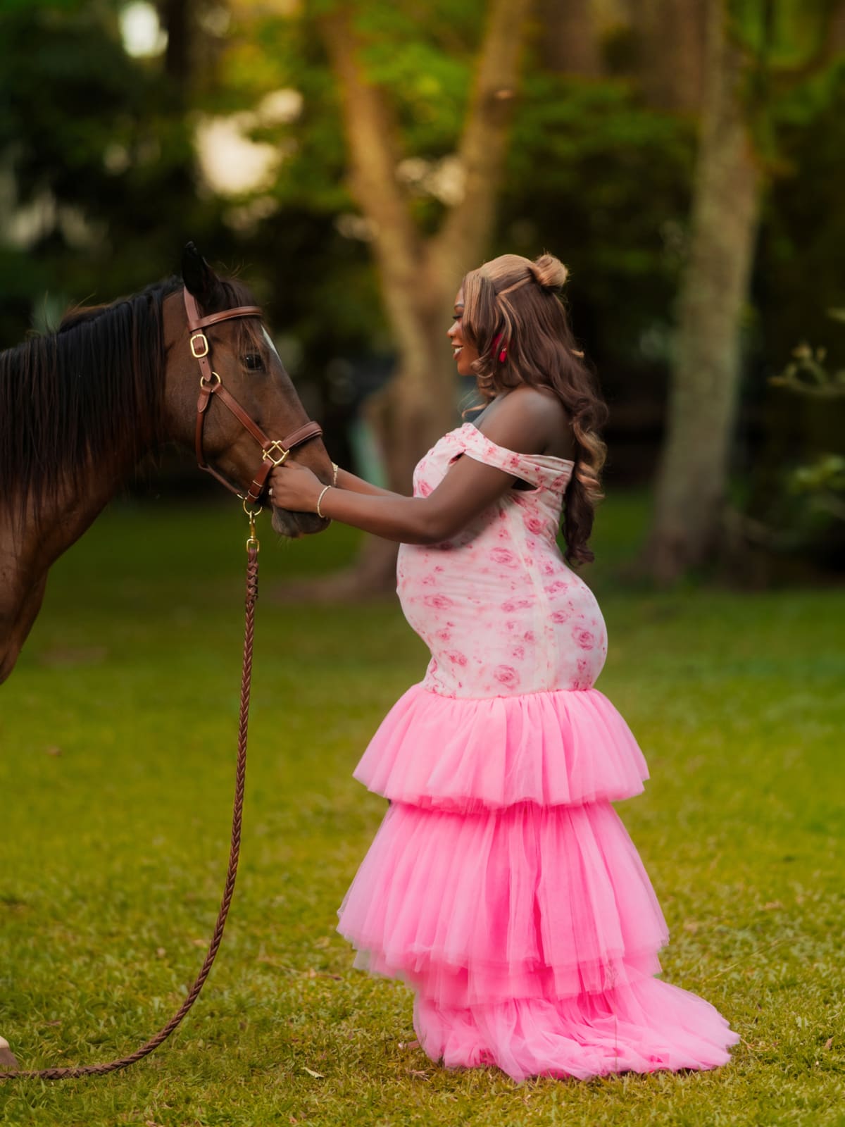 GLORY'S MATERNITY SESSION